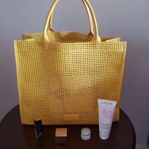 Lancome Yellow Woven Tote Bag with Full Size 125 ml. comfort cream Cleanser